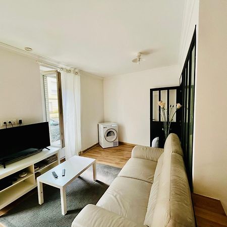 Appartement 2 Pieces, Proche Rer, Bus Et Chateau Rambouillet Kültér fotó
