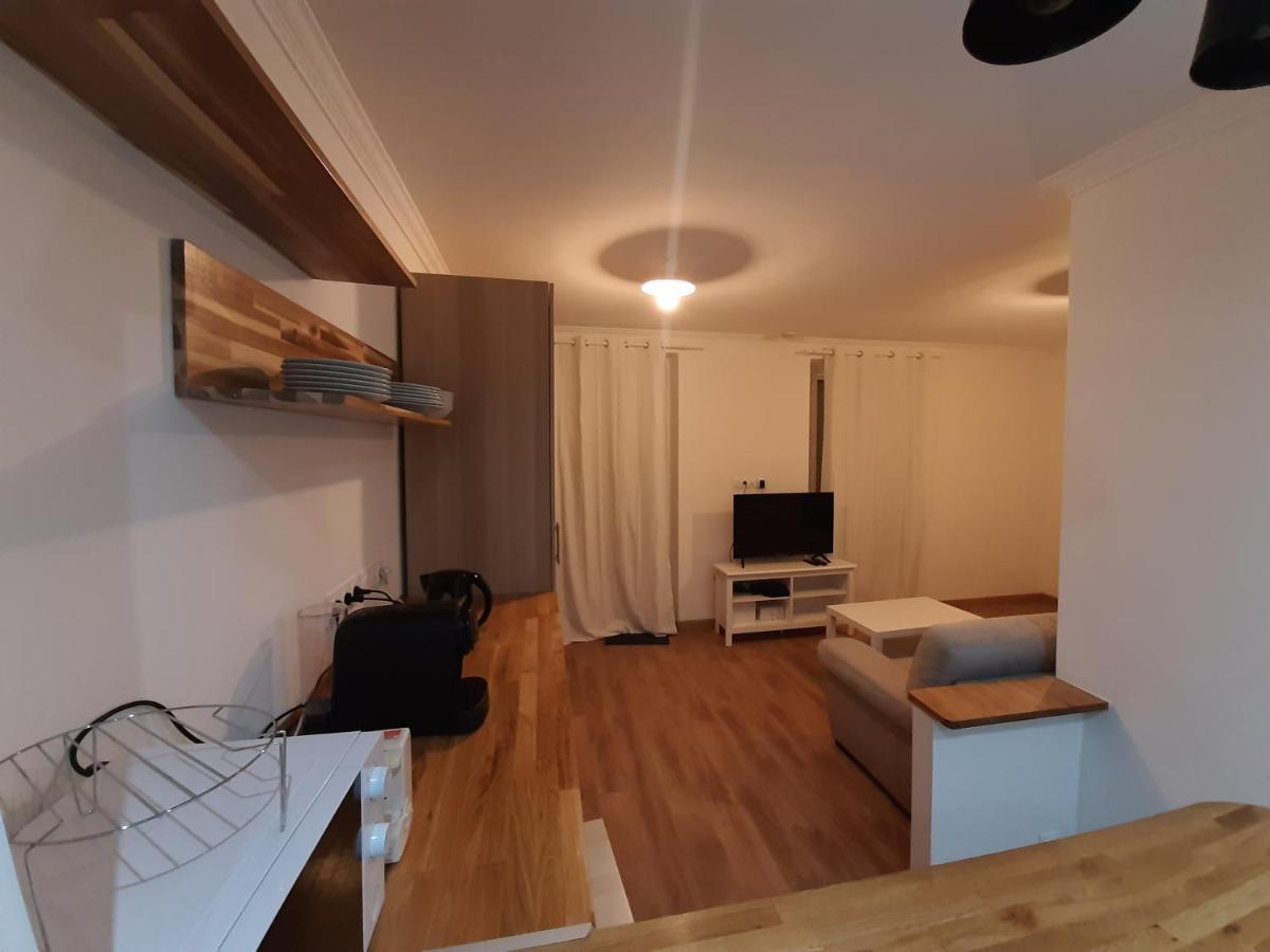 Appartement 2 Pieces, Proche Rer, Bus Et Chateau Rambouillet Kültér fotó