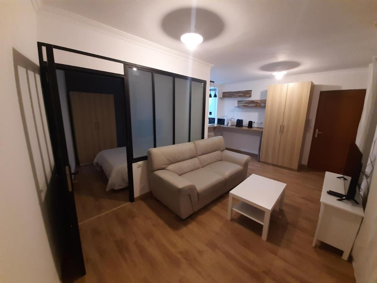 Appartement 2 Pieces, Proche Rer, Bus Et Chateau Rambouillet Kültér fotó